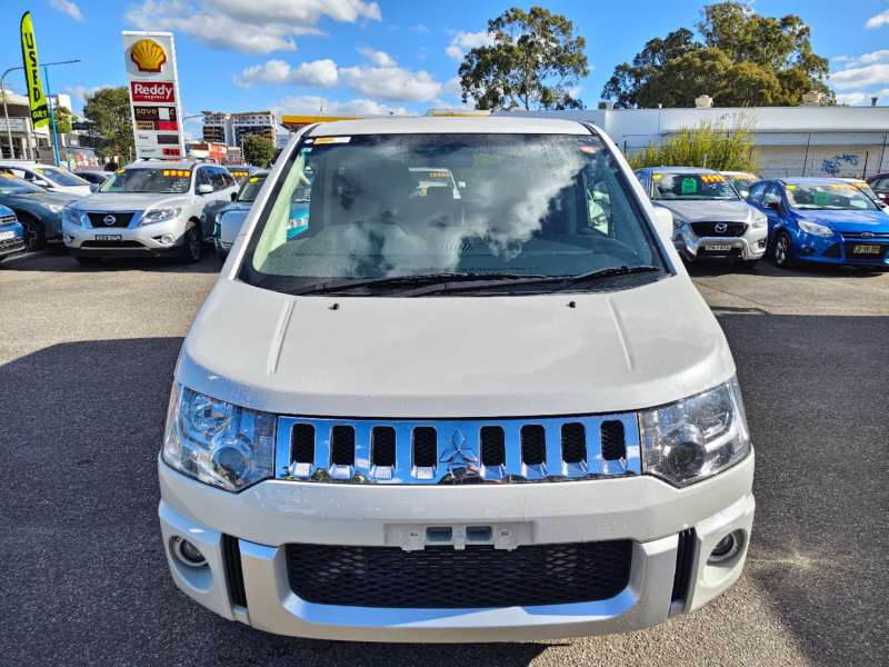 2017 MITSUBISHI DELICA, Turbo Diesel, 4WD, 8seats, well maintained, $30999