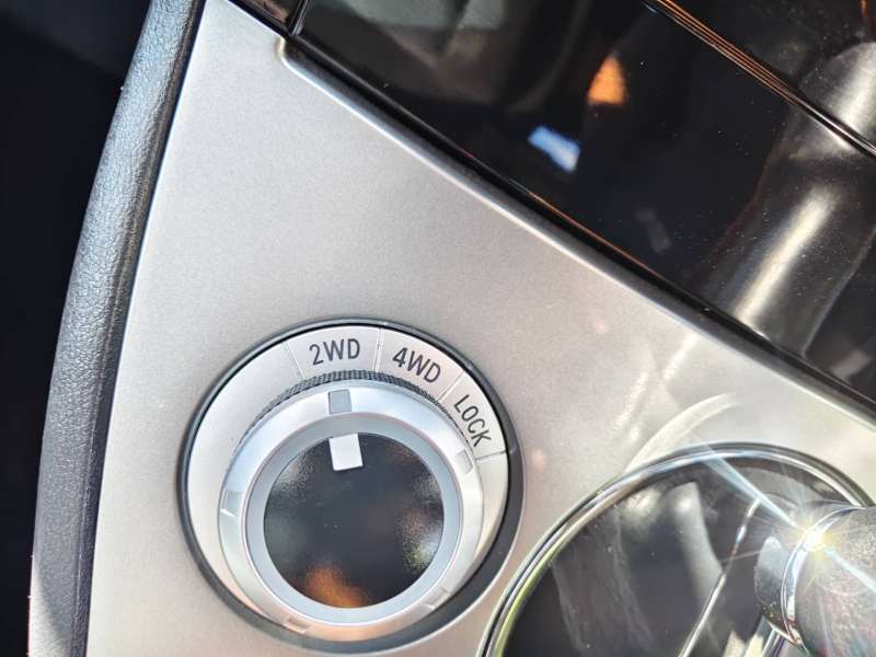 2011 MITSUBISHI DELICA, 4x4, 8 seats, low kilometers, $ 17999 Well maintained.