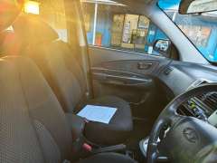 2009 HYUNDAI TUCSON CITY SX, auto, $ 5999 Great 1st car.