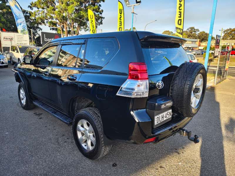 2011 TOYOTA LANDCRUISER PRADO GXL (4x4), well maintained, $ 19999