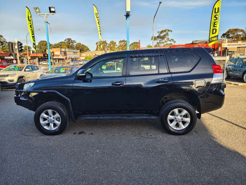 2011 TOYOTA LANDCRUISER PRADO GXL (4x4), well maintained, $ 19999
