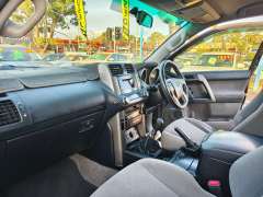 2011 TOYOTA LANDCRUISER PRADO GXL (4x4), well maintained, $ 19999