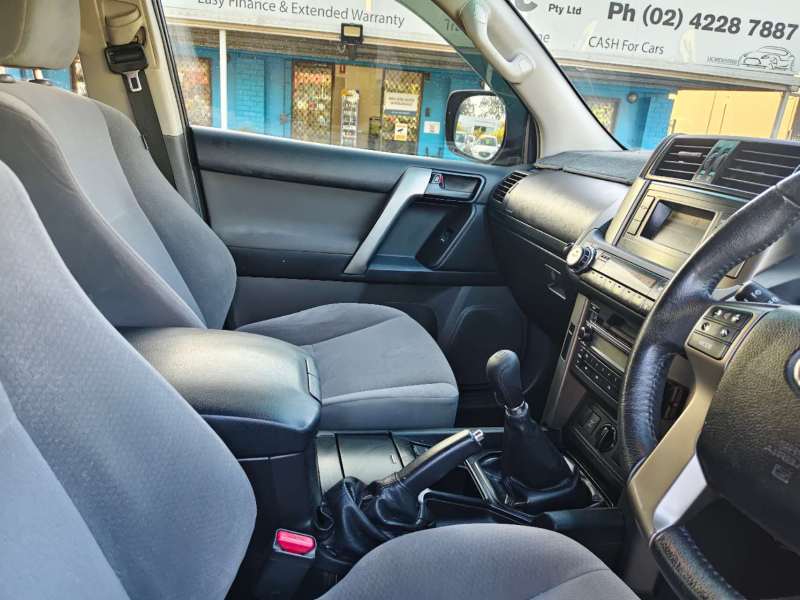 2011 TOYOTA LANDCRUISER PRADO GXL (4x4), well maintained, $ 19999