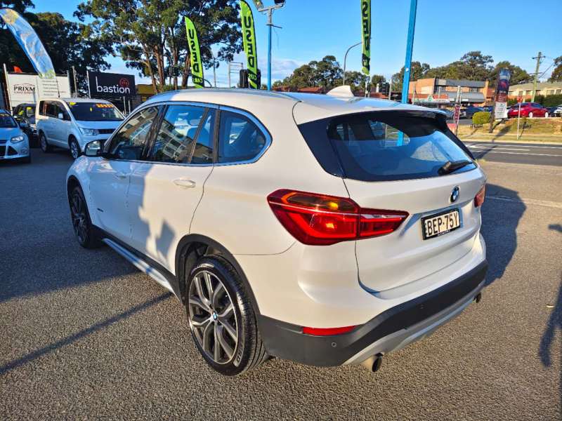 2017 BMW X1 sDRIVE 20i, Full Bmw service history, $ 13999 Great great car.