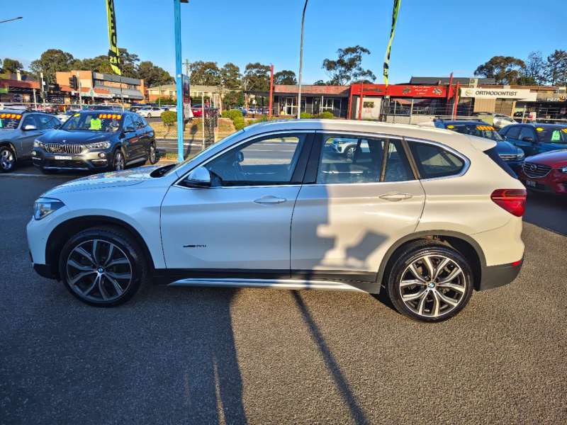 2017 BMW X1 sDRIVE 20i, Full Bmw service history, $ 13999 Great great car.