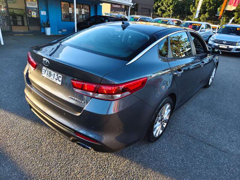 2018 KIA OPTIMA Si, auto, low kilometers, well maintained, $ 17999 Great car.