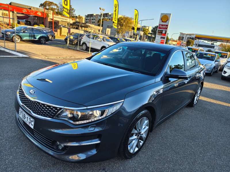 2018 KIA OPTIMA Si, auto, low kilometers, well maintained, $ 17999 Great car.