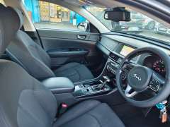2018 KIA OPTIMA Si, auto, low kilometers, well maintained, $ 16999 Great car.