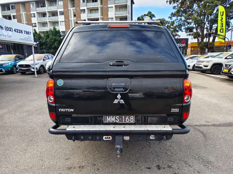 2014 MITSUBISHI TRITON GLX (4x4), auto, low kilometers, well maintained, $ 17999 Ready for work.