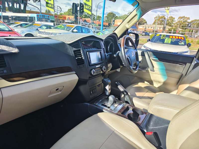 2012 MITSUBISHI PAJERO EXCEED LWB (4x4), 7 seats, hard to find this condition, $ 21999