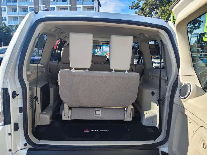 2012 MITSUBISHI PAJERO EXCEED LWB (4x4), 7 seats, hard to find this condition, $ 21999