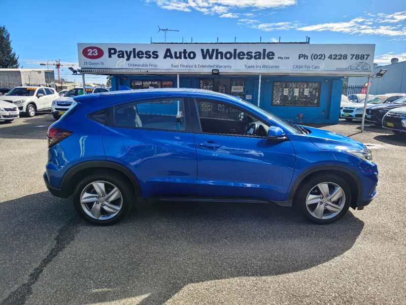2021 HONDA HR-V VTi-S, auto, low kilometers, well maintained, $ 18999