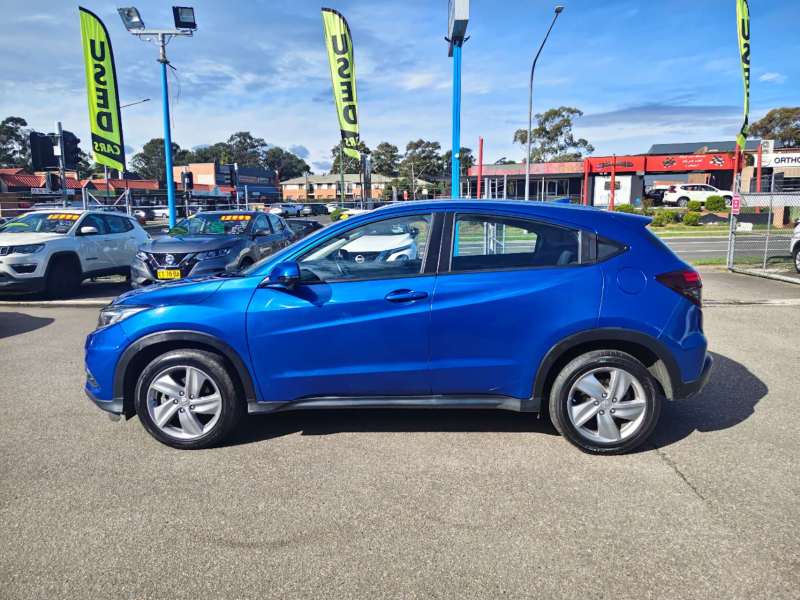 2021 HONDA HR-V VTi-S, auto, low kilometers, well maintained, $ 18999