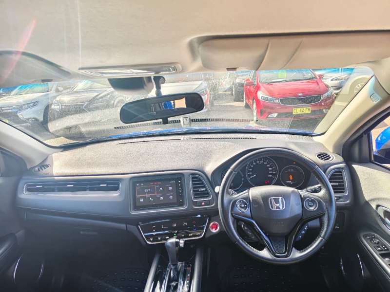 2021 HONDA HR-V VTi-S, auto, low kilometers, well maintained, $ 18999
