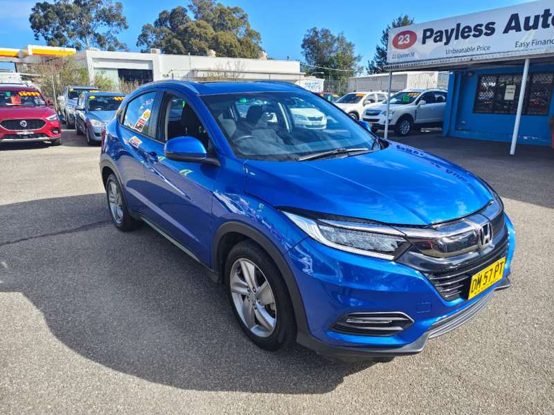2021 HONDA HR-V VTi-S, auto, low kilometers, well maintained, $ 18999