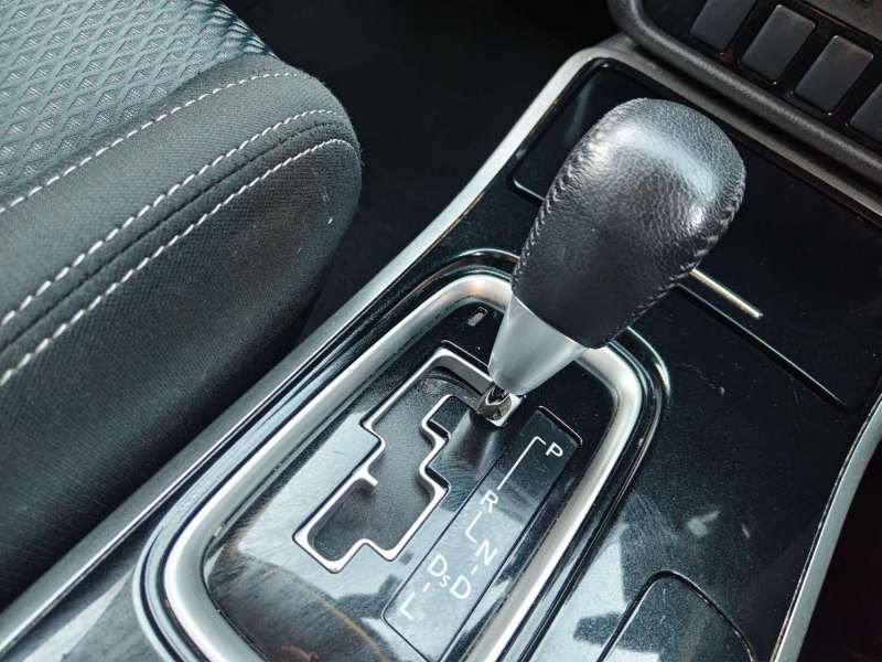 2017 MITSUBISHI OUTLANDER LS SAFETY PACK , 7 seats, $ 17999 Great suv.