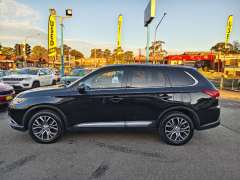2017 MITSUBISHI OUTLANDER LS SAFETY PACK , 7 seats, $ 17999 Great suv.