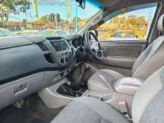 2007 TOYOTA HILUX SR (4x4), manual, well maintained, $ 14999 Ready for work.