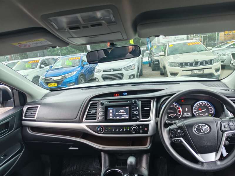 2014 TOYOTA KLUGER GX , 7seats, low kilometers, well maintained, $ 18999 Great family suv.