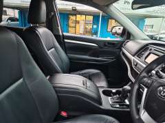 2014 TOYOTA KLUGER GX , 7seats, low kilometers, well maintained, $ 18999 Great family suv.