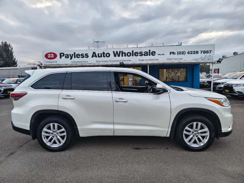 2014 TOYOTA KLUGER GX , 7seats, low kilometers, well maintained, $ 18999 Great family suv.