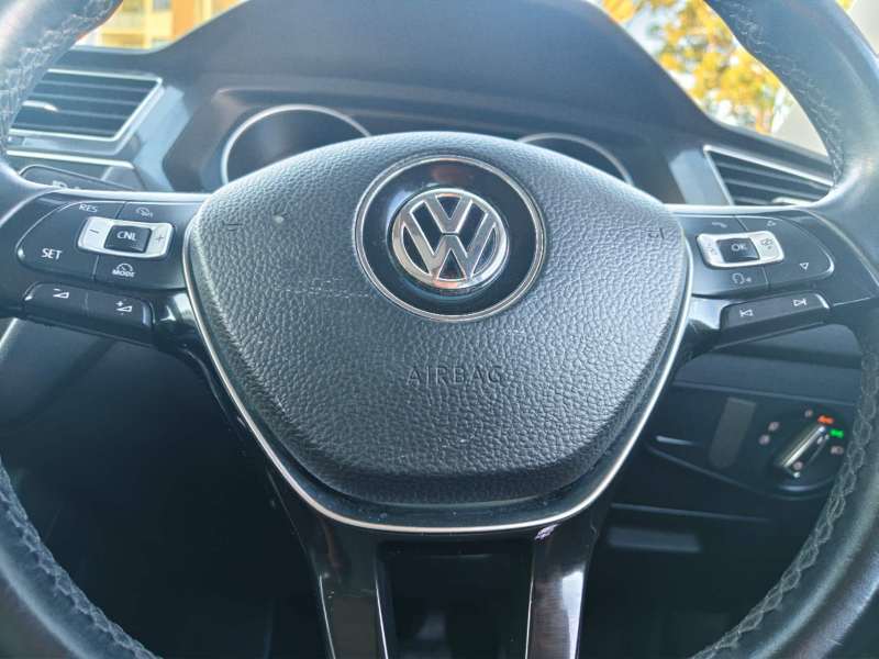 2018 VOLKSWAGEN TIGUAN 132 TSI COMFORTLINE, Top of the range, $ 16999 Great car.