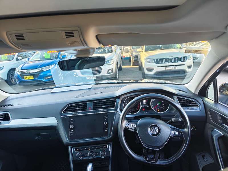 2018 VOLKSWAGEN TIGUAN 132 TSI COMFORTLINE, Top of the range, $ 17999 Great car.