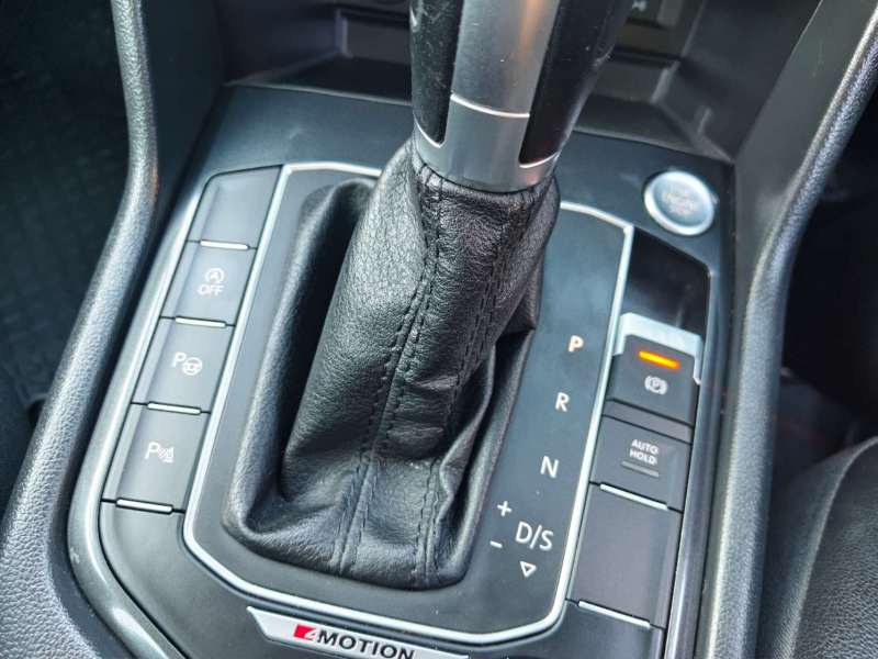 2018 VOLKSWAGEN TIGUAN 132 TSI COMFORTLINE, Top of the range, $ 16999 Great car.