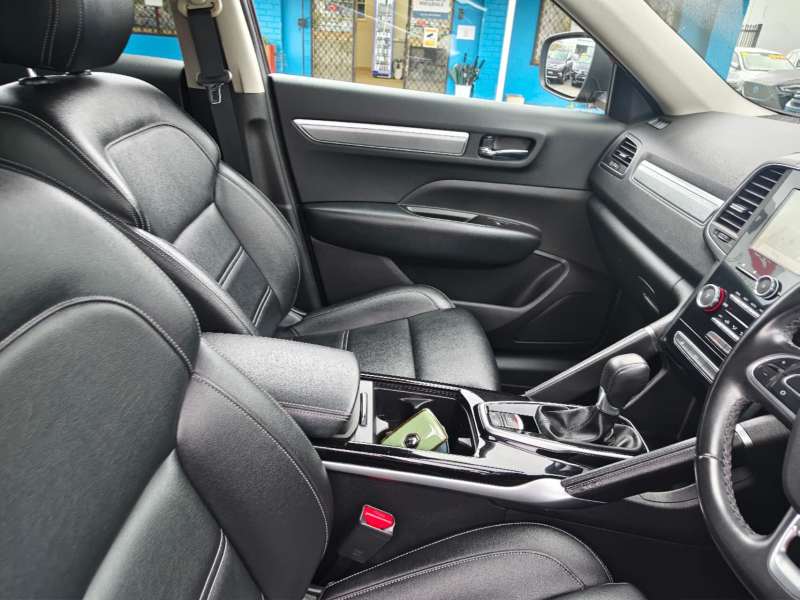 2021 RENAULT KOLEOS INTENS , 77656km only, $ 18999 Nice city suv.