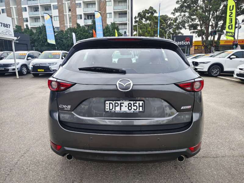 2017 Mazda Cx5 Touring, AWD, low kilometers, well maintained, $ 18999 Great car.