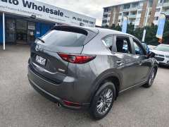2017 Mazda Cx5 Touring, AWD, low kilometers, well maintained, $ 18999 Great car.