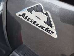 2013 TOYOTA LANDCRUISER ALTITUDE SE, 8seats, Well maintained, $ 41999 Nice truck!