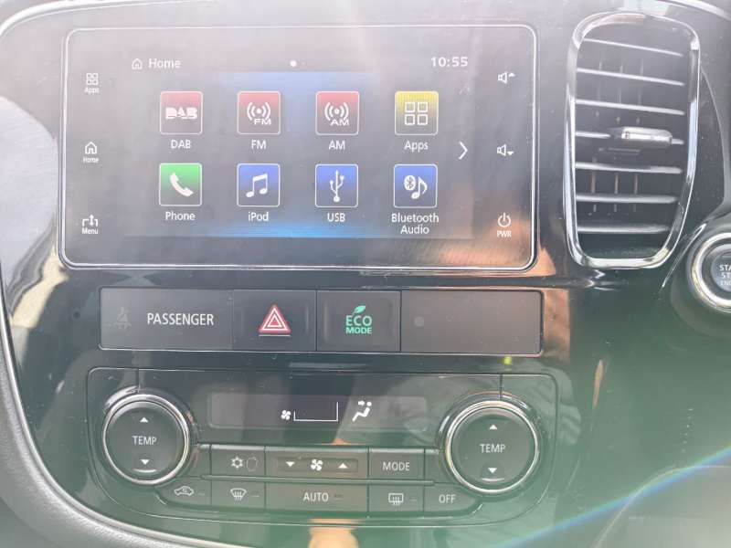 2018 MITSUBISHI OUTLANDER LS 7 SEAT , only 76704km! well maintained, $ 19999 Great car.
