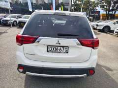 2018 MITSUBISHI OUTLANDER LS 7 SEAT , only 76704km! well maintained, $ 19999 Great car.