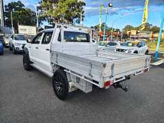 2007 TOYOTA HILUX SR (4x4), manual, well maintained, $ 14999 Ready for work.