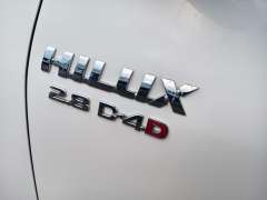 2020 TOYOTA HILUX SR (4x4), auto, well maintained, $ 27999 Cheap !!!