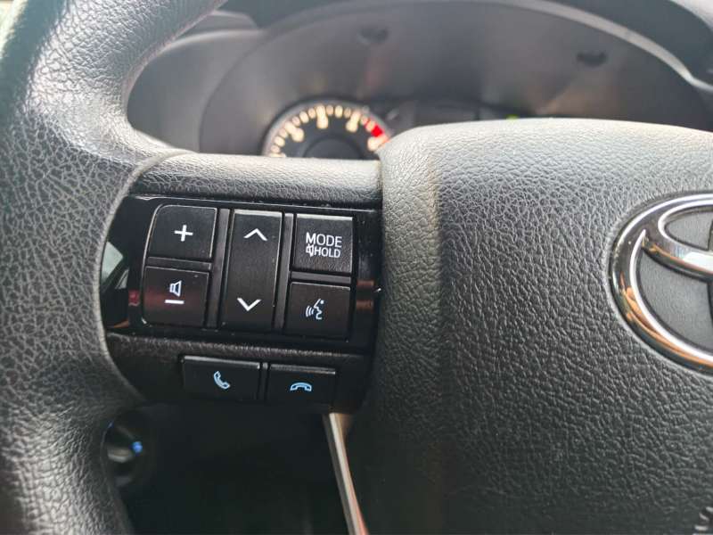 2020 TOYOTA HILUX SR (4x4), auto, well maintained, $ 27999 Cheap !!!