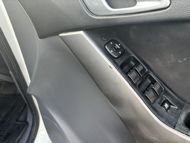 2016 MAZDA BT-50 XTR HI-RIDER Automatic, Well maintained, Only $14999