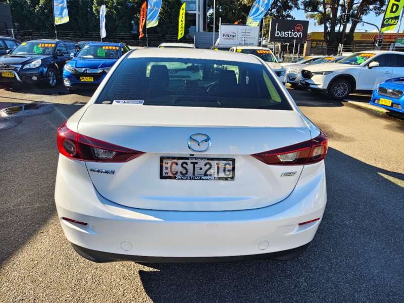 2014 MAZDA MAZDA3 TOURING, manual, low kilometers, $11999 Great 1st car.