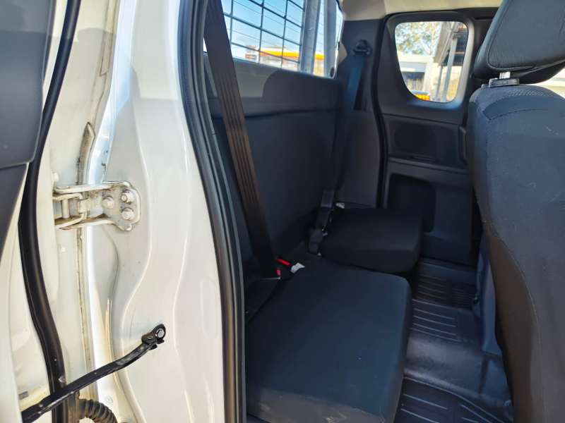 2015 MAZDA BT-50 XT (4x4), Space Cab, Hard to find, Well maintaind, $ 17999 Ready for work. Active