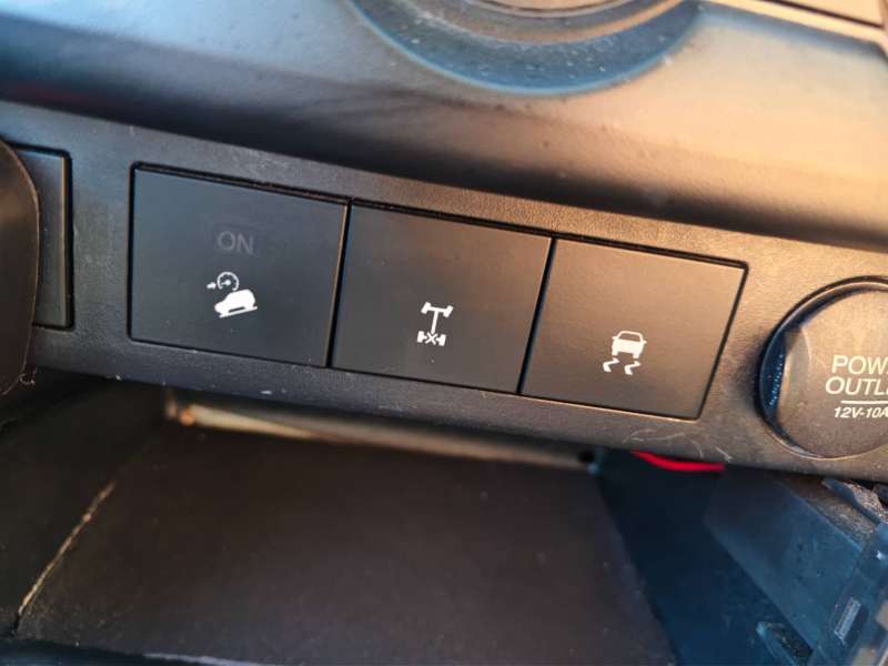 2015 MAZDA BT-50 XT (4x4), Space Cab, Hard to find, Well maintaind, $ 17999 Ready for work. Active