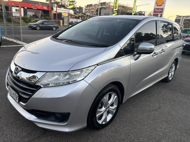 2016 HONDA ODYSSEY VTi Auto, 8Seater, Well miantained, ON SALE FOR $17999