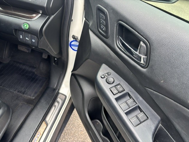 2015 HONDA CR-V VTi-L (4x4) Top of the line, 107248KMS, Well maintained, ON SALE FOR $16999