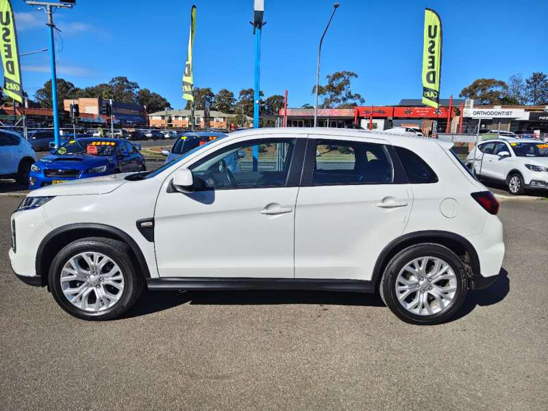2022 MITSUBISHI ASX ES , Only done 47242km! $ 21999 Great city suv.
