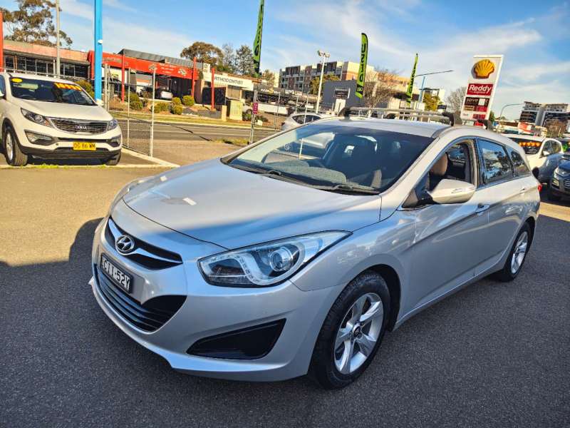 2011 HYUNDAI i40 ACTIVE, wagon, low kilometers, well maintained, $ 8999 ( $7999)