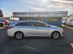 2011 HYUNDAI i40 ACTIVE, wagon, low kilometers, well maintained, $ 8999 ( $7999)