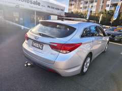 2011 HYUNDAI i40 ACTIVE, wagon, low kilometers, well maintained, $ 8999 ( $7999)
