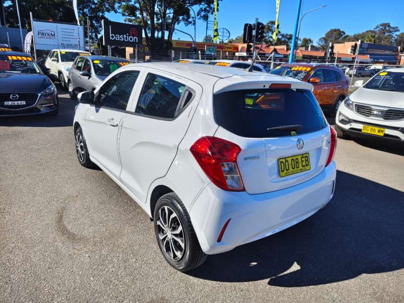 2016 HOLDEN SPARK LS, manual, low kilometers, $ 6600 Great 1st car.