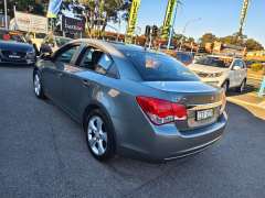 2011 HOLDEN CRUZE CD, auto, low kilometers, $ 4999 Cheap 1st car.