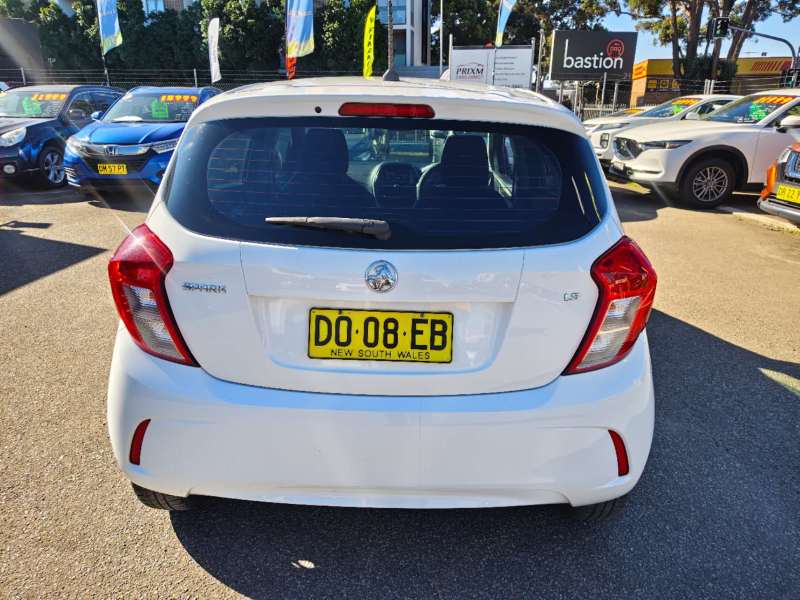 2016 HOLDEN SPARK LS, manual, low kilometers, $ 6600 Great 1st car.